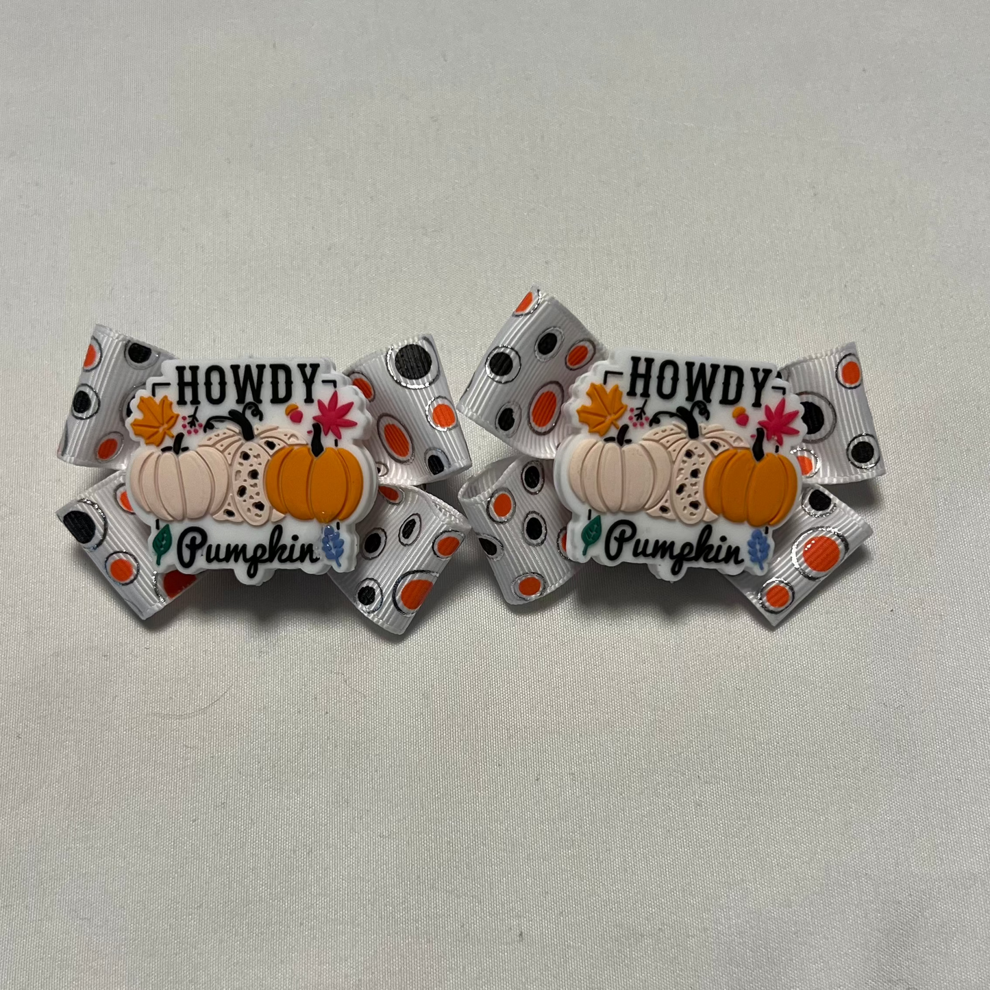 Howdy Pumpkin Bow Clips